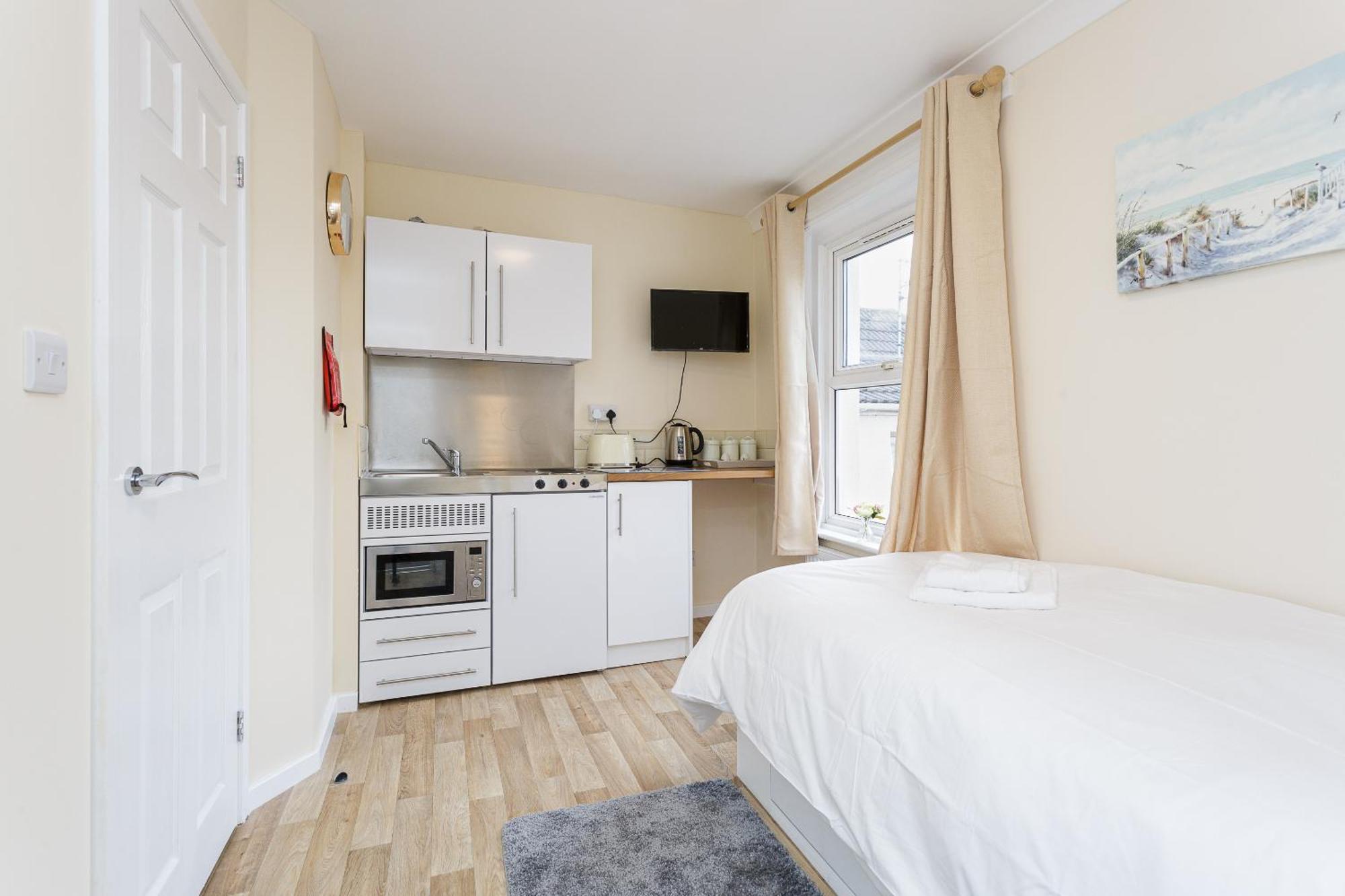 Blackberry - Stylish Self-Contained Flats In Soton City Centre Southampton Room photo