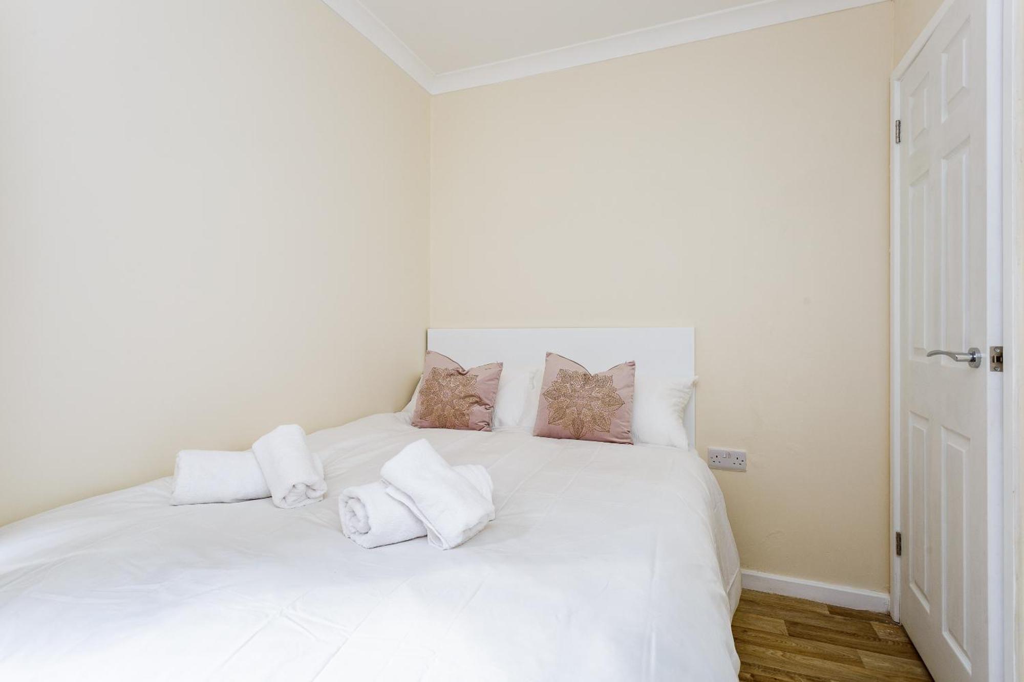 Blackberry - Stylish Self-Contained Flats In Soton City Centre Southampton Room photo